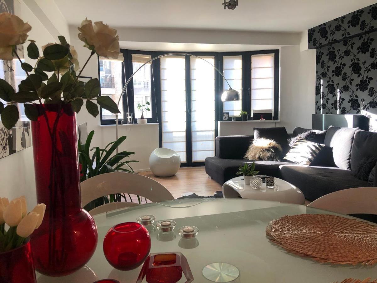 Cosy And Trendy Apartment 75M2 With Balcony - Centrally Located - Lippenslaan Knokke-Heist Bagian luar foto